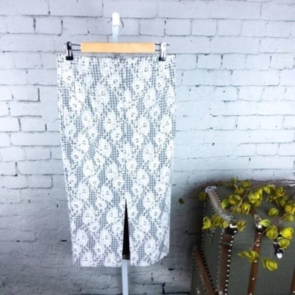 Veronica Beard Gray and White Pencil Skirt - Picture 5 of 10